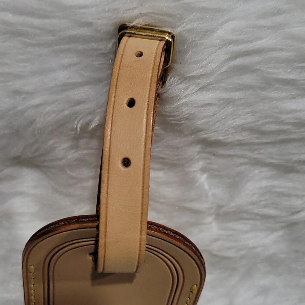 🤩 Louis Vuitton Name Tag Tan Leather  with Initials
